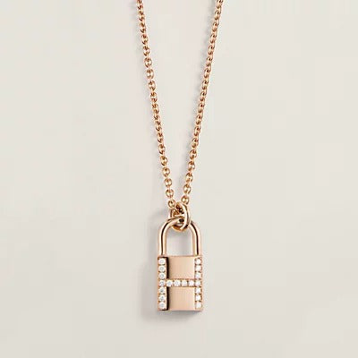 [Moco]HM ADVANCED NICHE LOCK HEAD NECKLACE DIAMONDS