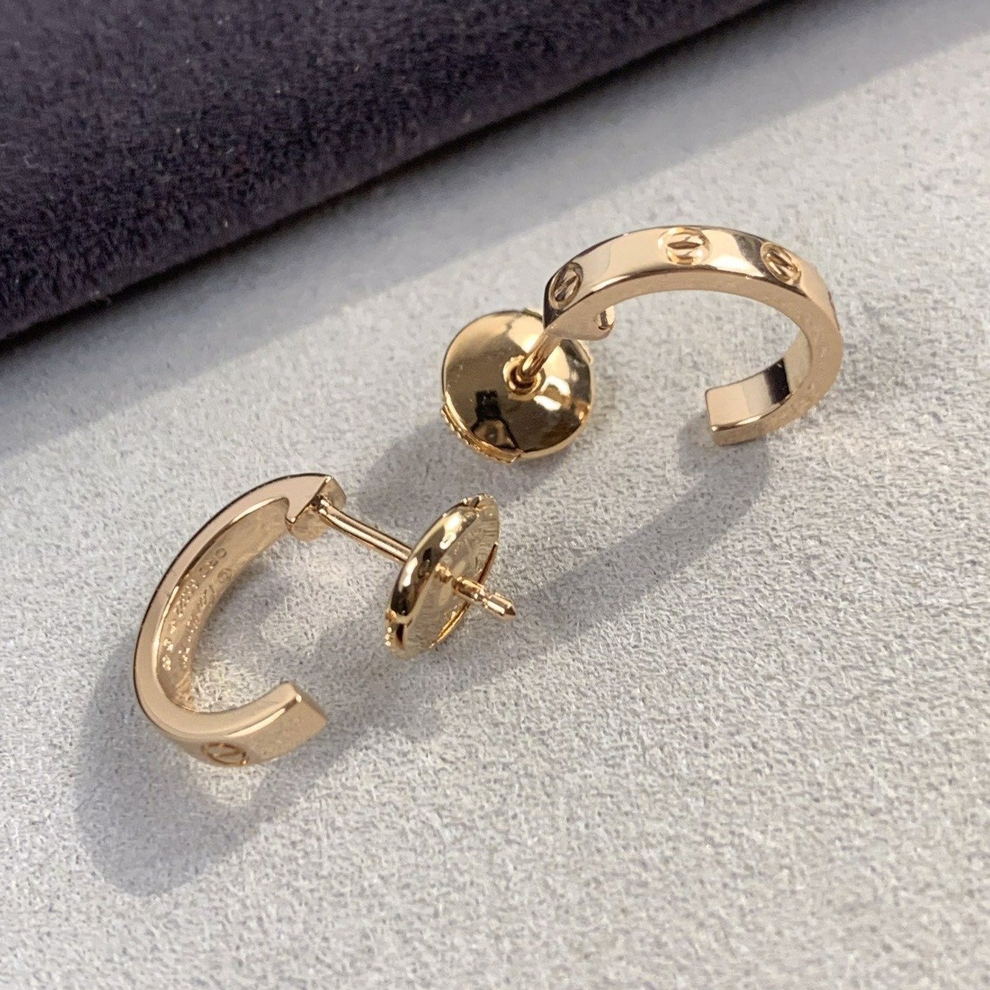 [Moco]LOVE EARRINGS 2.65MM PINK GOLD