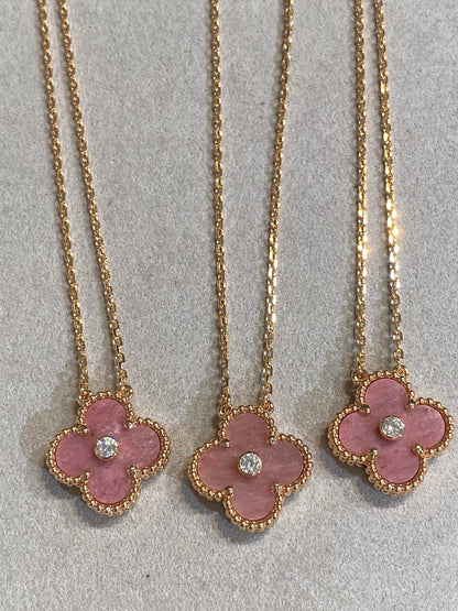 [Moco]CLOVER 15MM DIAMOND RHODONITE NECKLACE