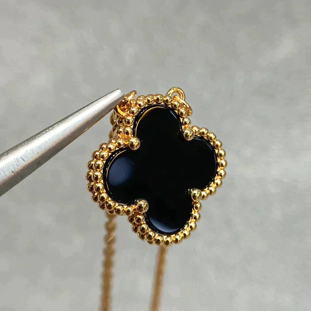 [Moco]CLOVER 15MM BLACK ONYX SINGLE FLOWER NECKLACE