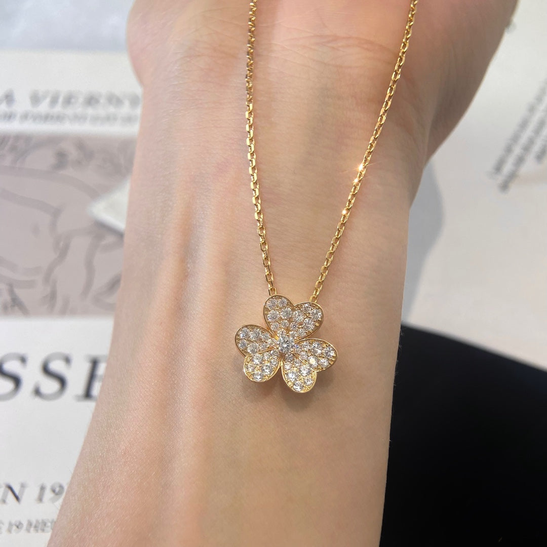 [Moco]FLOWER DIAMOND NECKLACE