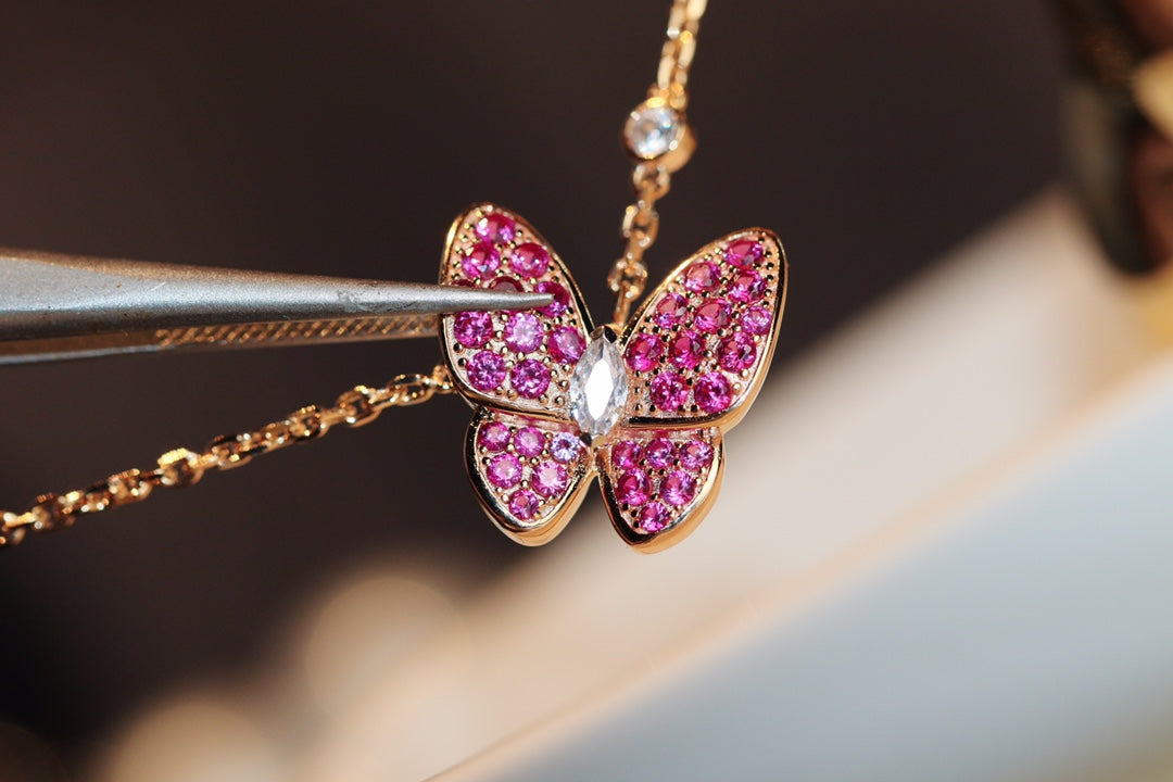 [Moco]BUTTERFLY RED DIAMOND ROSE GOLD NECKLACE