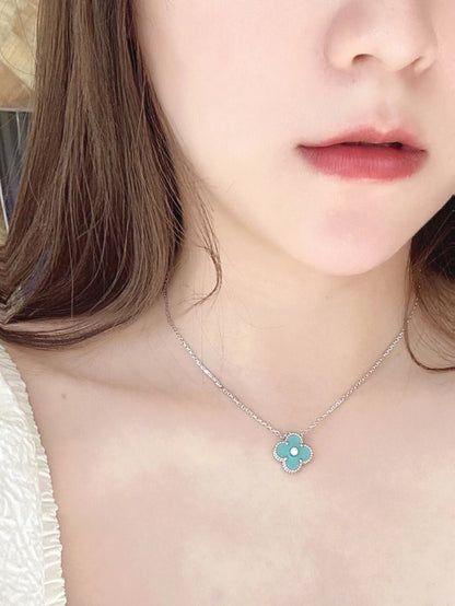 [Moco]CLOVER 1 DIAMOND LIGHT BLUE SILVER NECKLACE