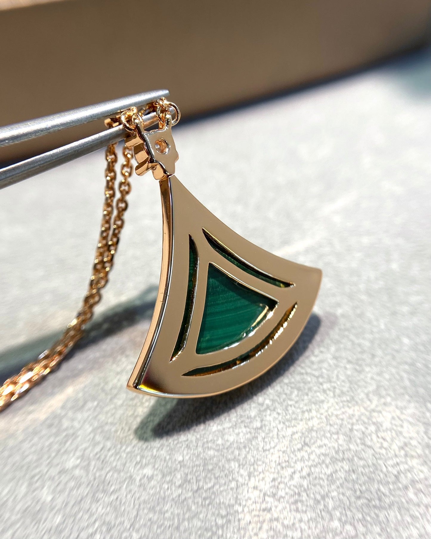 [Moco]DREAM MALACHITE DIAMOND PAVED PINK GOLD NECKLACE