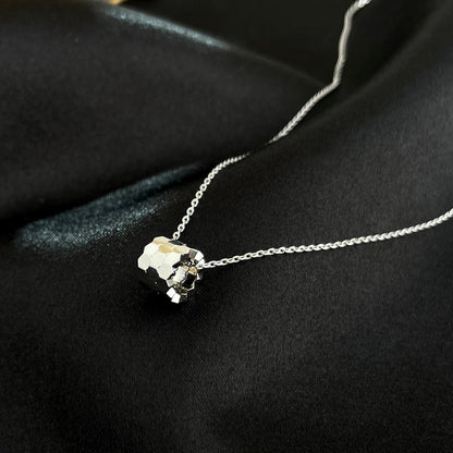 [Moco]BEE MINI NECKLACE