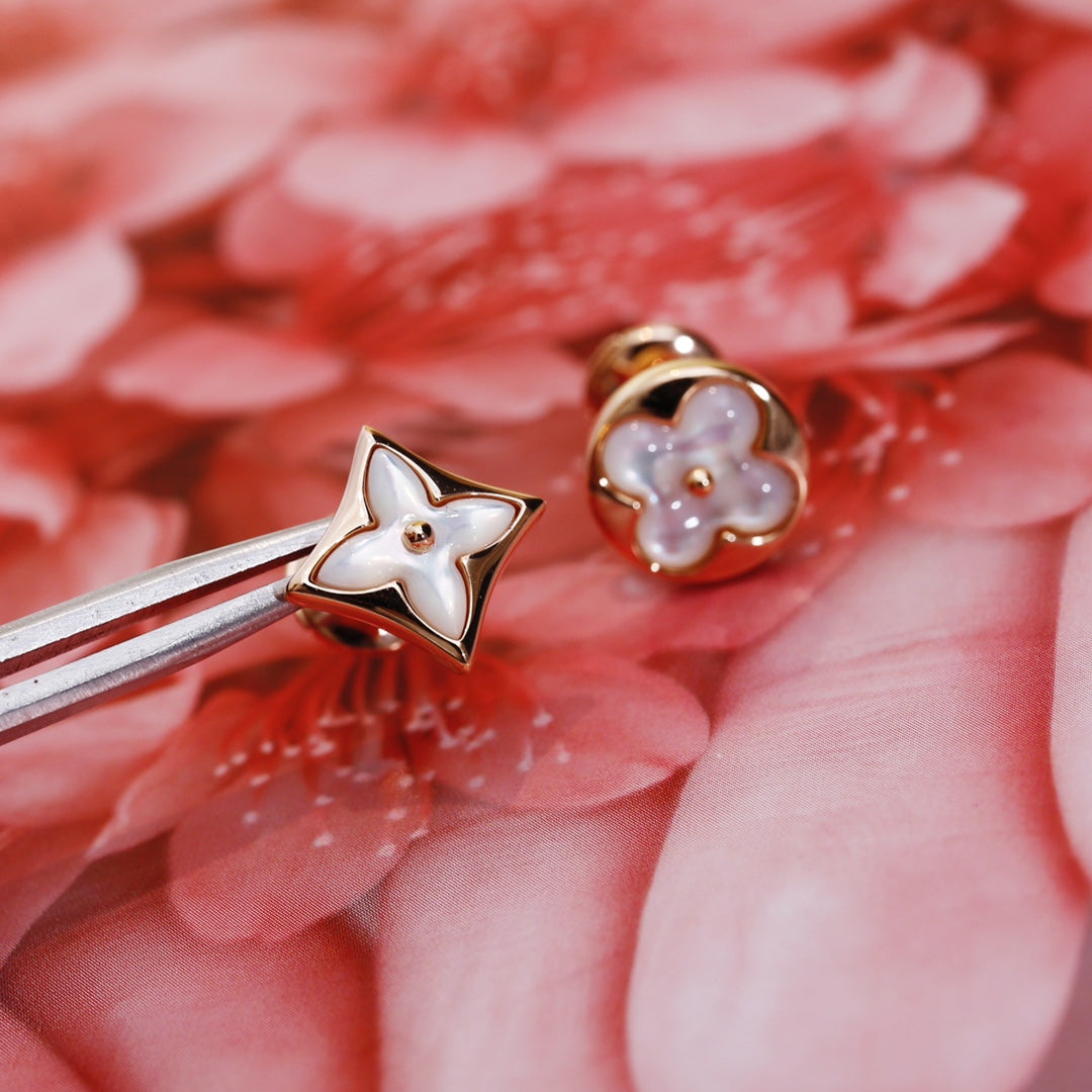 [Moco]STAR AND SUN PINK GOLD MOP STUD EARRINGS