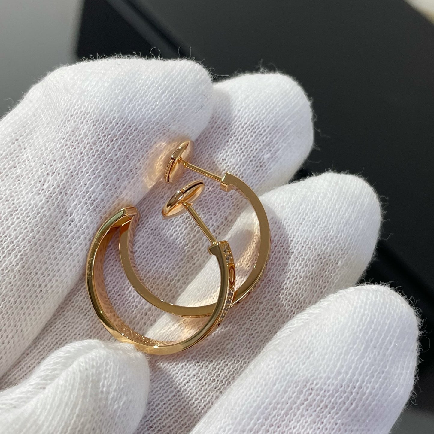 [Moco]LOVE DIAMOND PINK GOLD HOOP EARRINGS