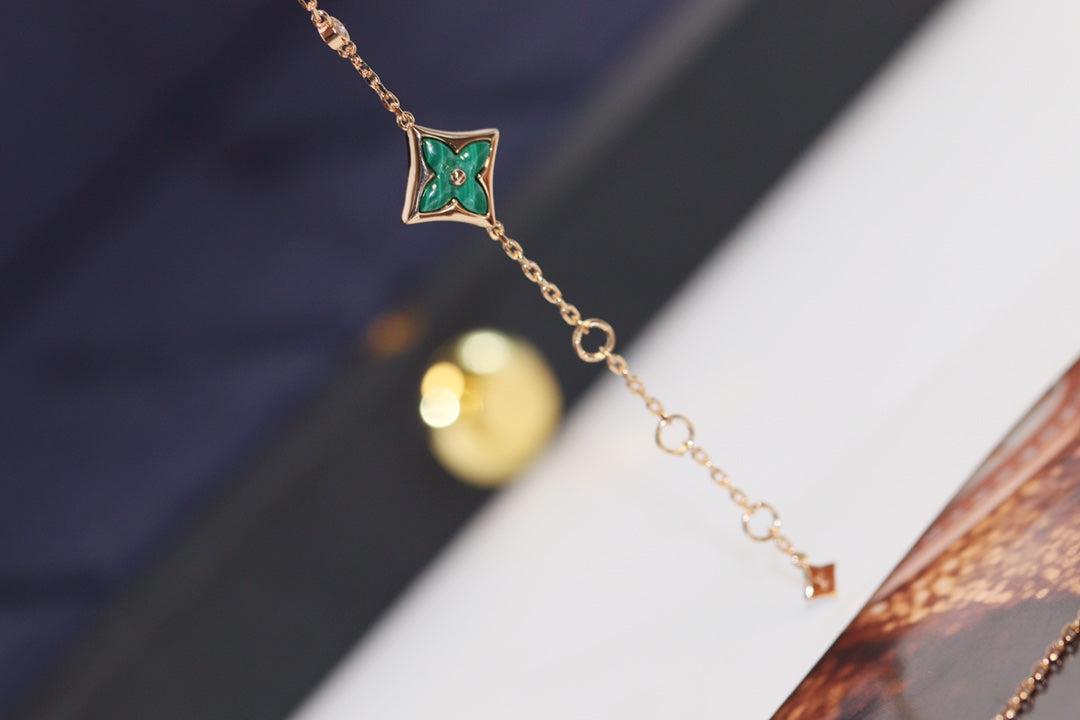 [Moco]STAR AND SUN 4 MOTIF PINK GOLD MALACHITE BRACELET