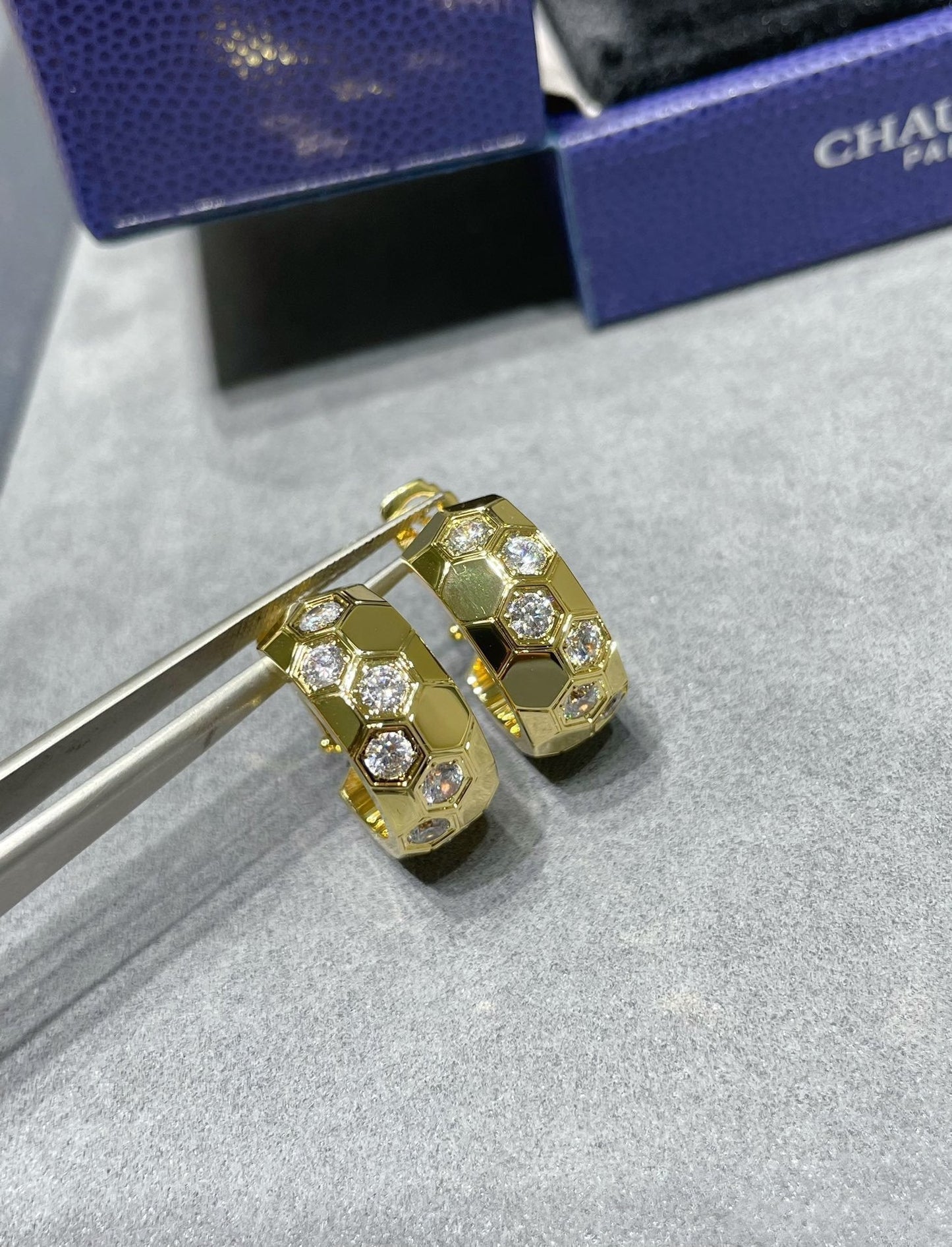 [Moco]BEE LOVE DIAMOND HOOP EARRINGS