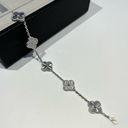 [Moco]CLOVER 5 MOTIF SILVER DIAMOND BRACELET