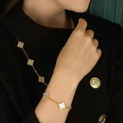 [Moco]CLOVER  5 MOTIF WHITE MOP BRACELET