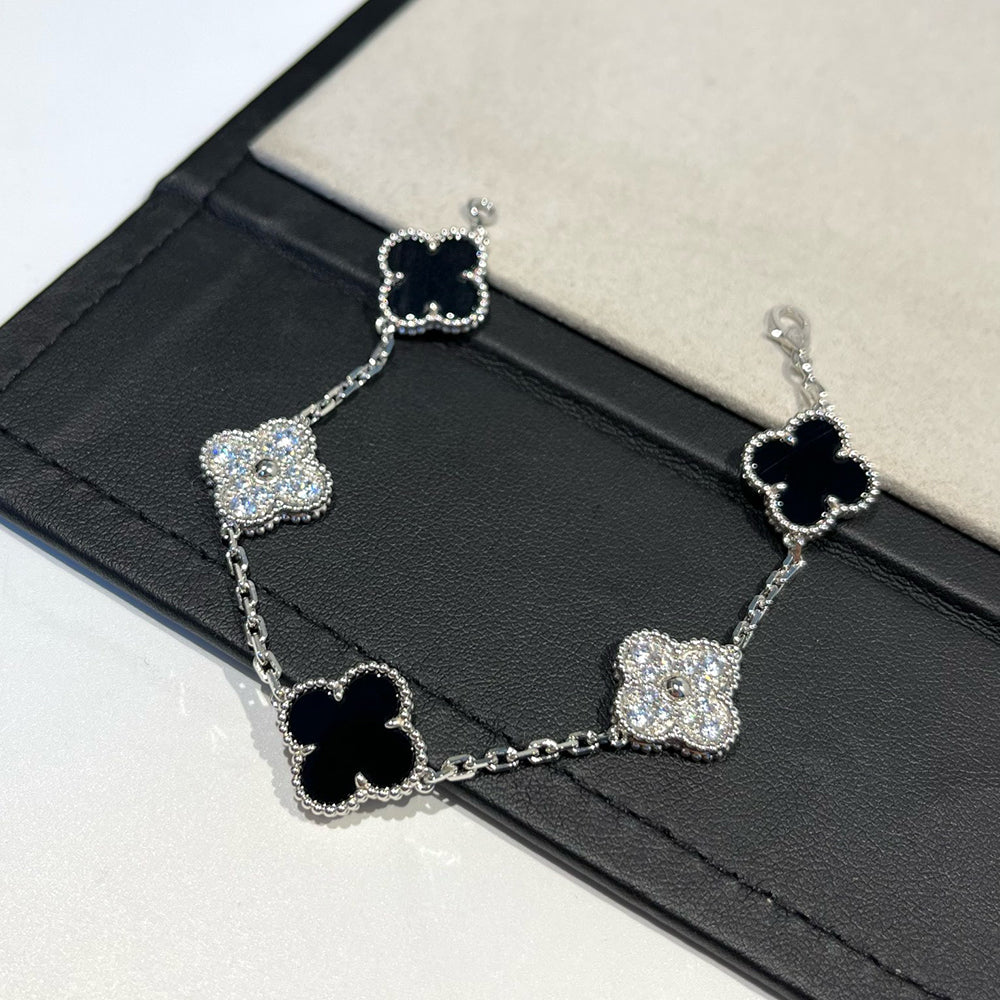 [Moco]CLOVER 5 MOTIF ONYXS DIAMOND BRACELET SILVER