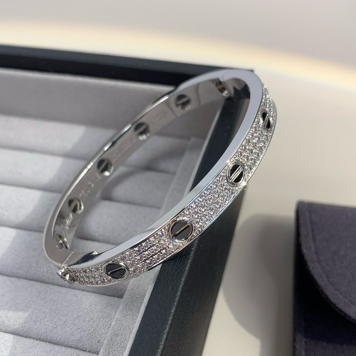 [Moco]LOVE BRACELET 6.1MM DIAMOND-PAVED CERAMIC