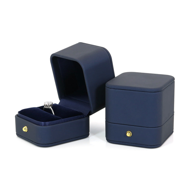 HIGH-GRADE PU LEATHER JEWELRY GIFT BOX（NO LOGO)