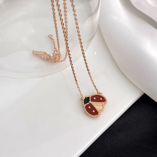 [Moco]LUCKY  CARNELIANS LADYBUG NECKLACE