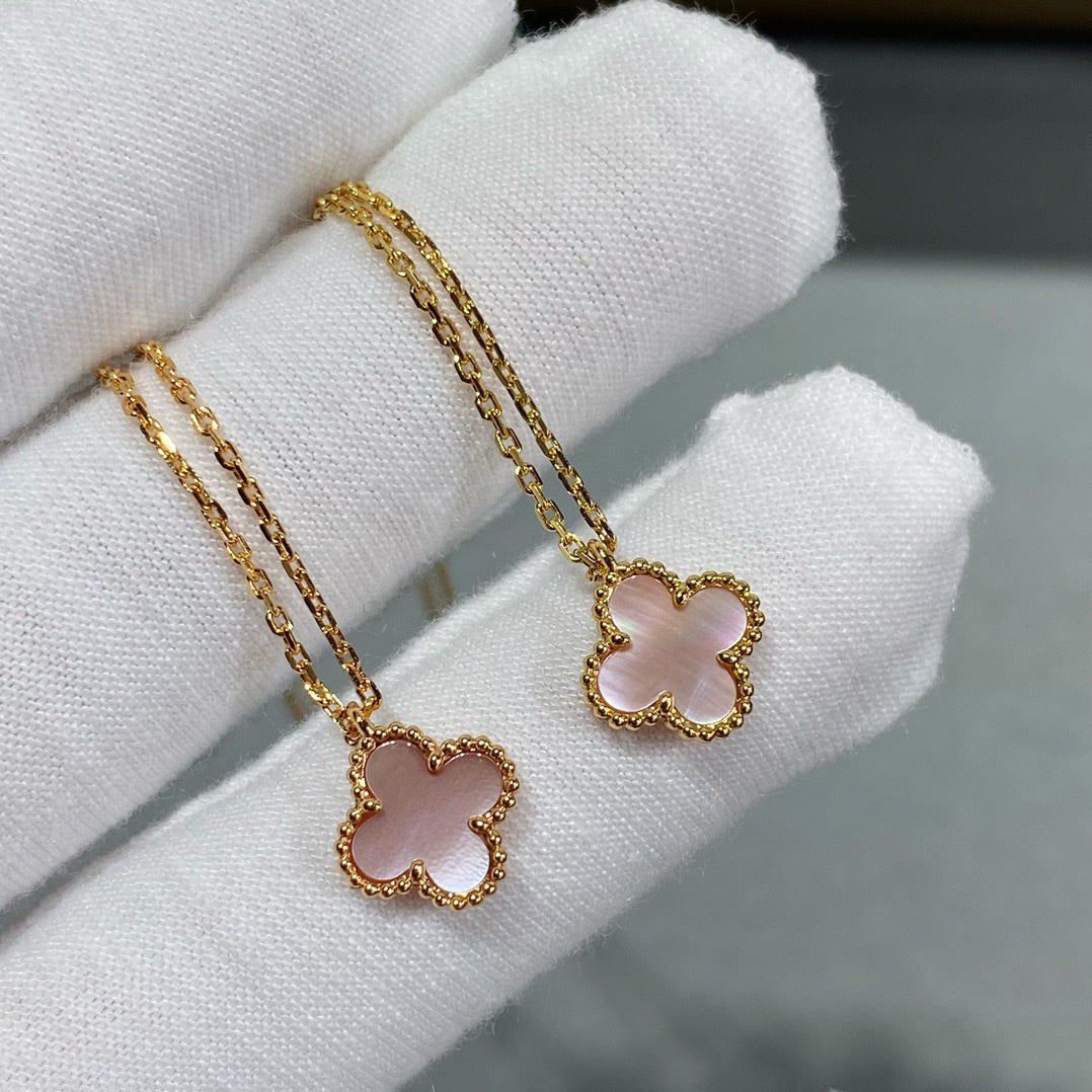 [Moco]CLOVER 15MM PINK MOTHER-OF-PEARL SINGLE FLOWER NECKLACE