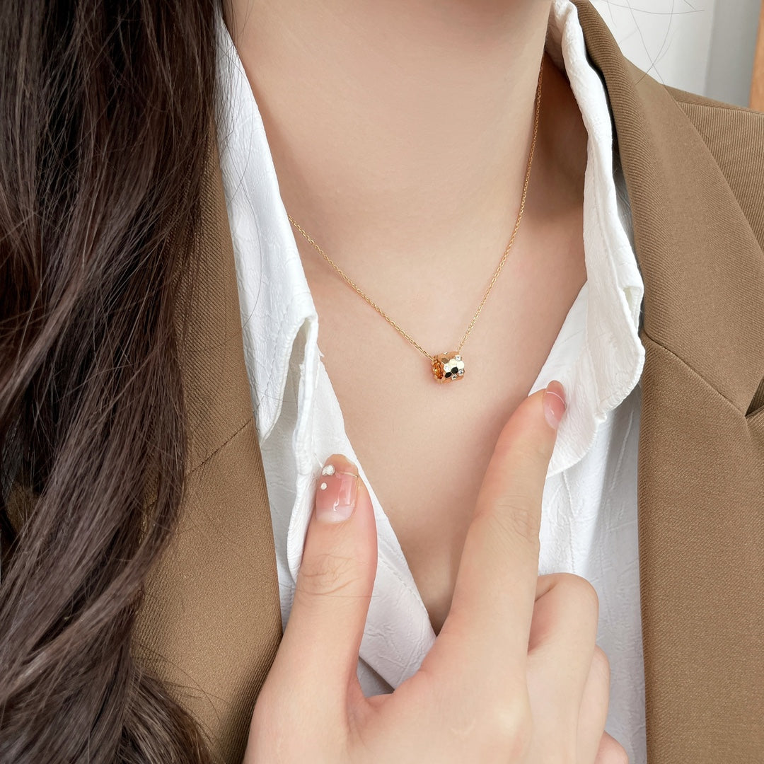 [Moco]BEE MINI PEDANT DIAMOND NECKLACE