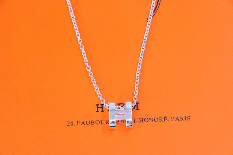 [Moco]HM NECKLACE H LETTER OVAL SERIES