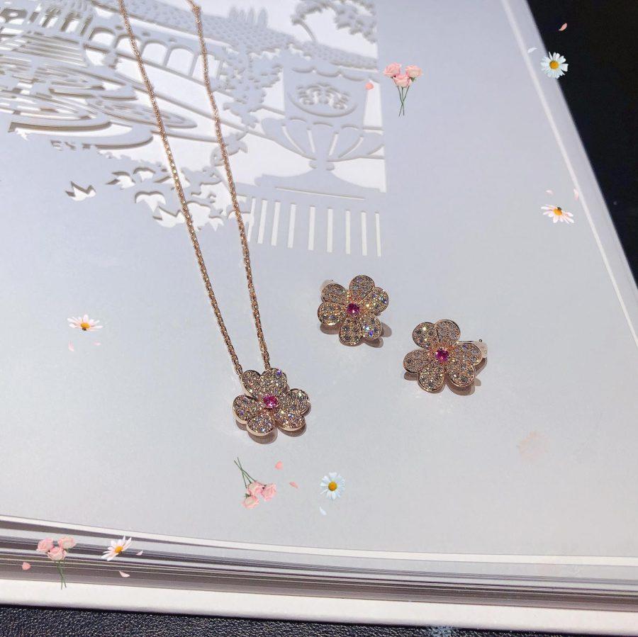 [Moco]FRIVOLE ROSE GOLD FLOWER DIAMOND NECKLACE