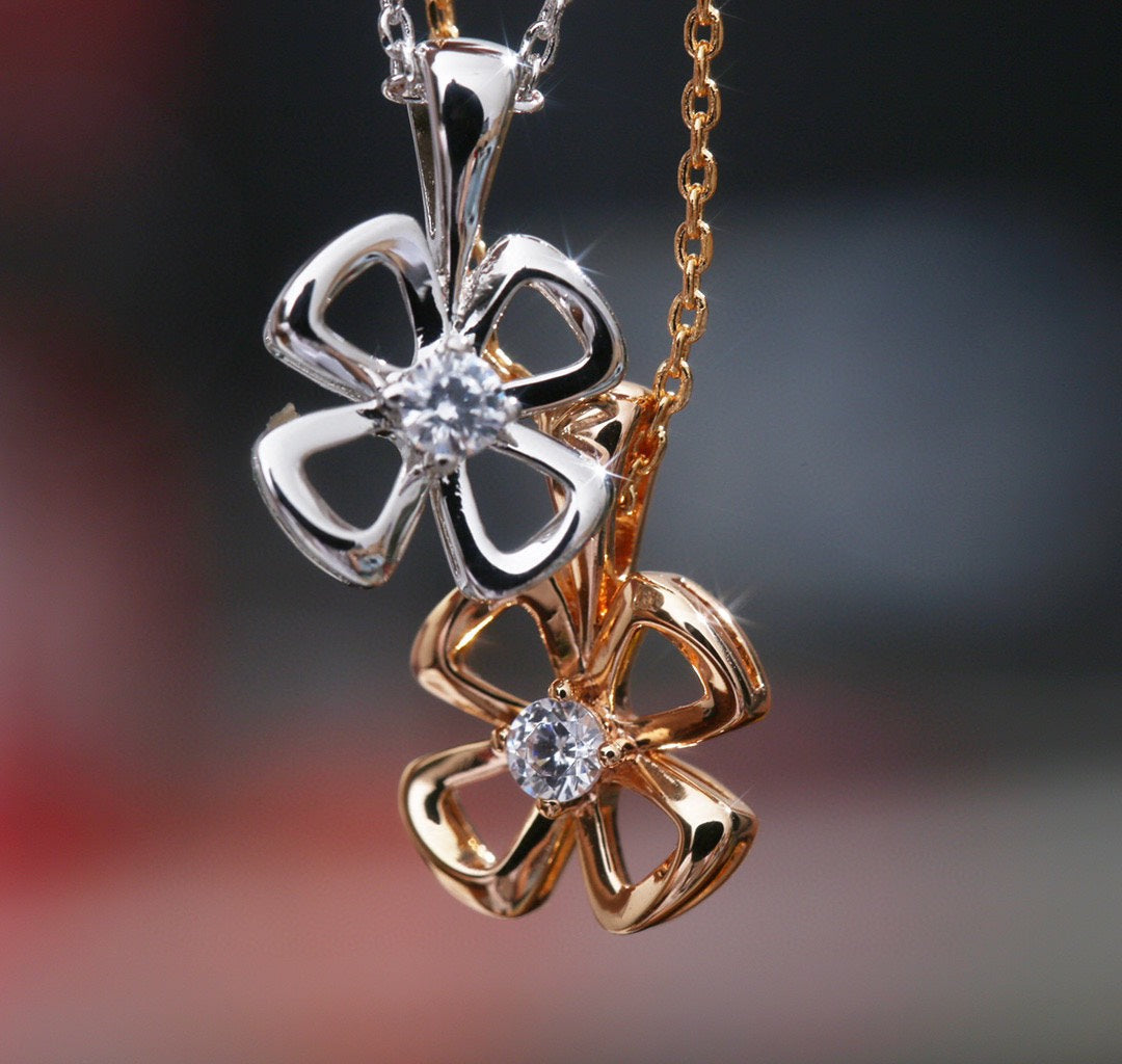 [Moco]FIOREVER NECKLACE DIAMOND CENTER